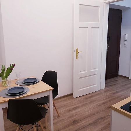Guest Room Rowna Kielce Exteriér fotografie