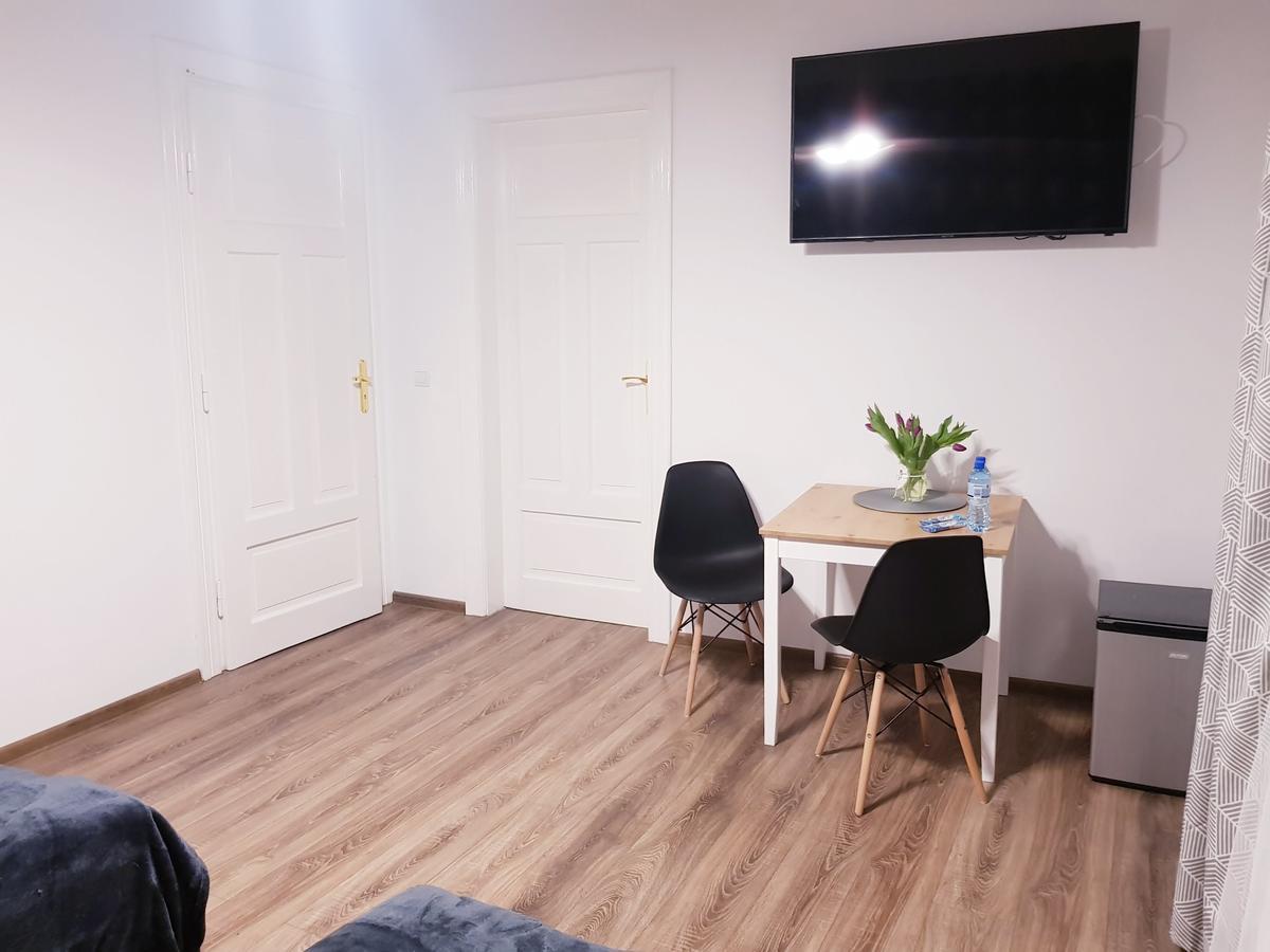 Guest Room Rowna Kielce Exteriér fotografie